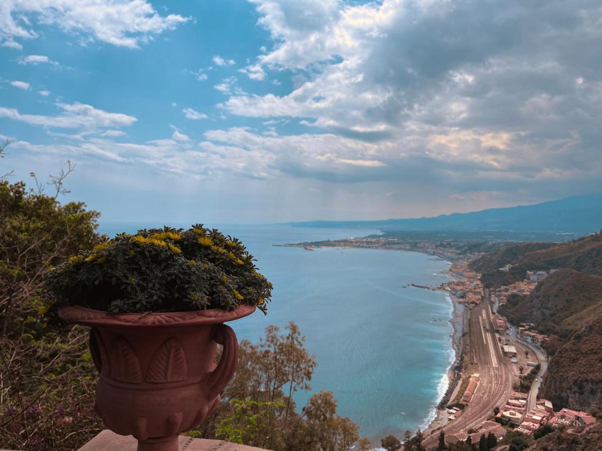 Kalimera Guest House Giardini Naxos Dış mekan fotoğraf